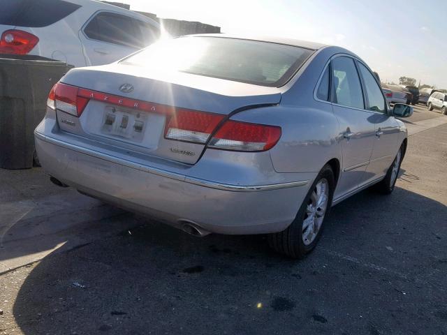 KMHFC46FX6A061701 - 2006 HYUNDAI AZERA SE SILVER photo 4