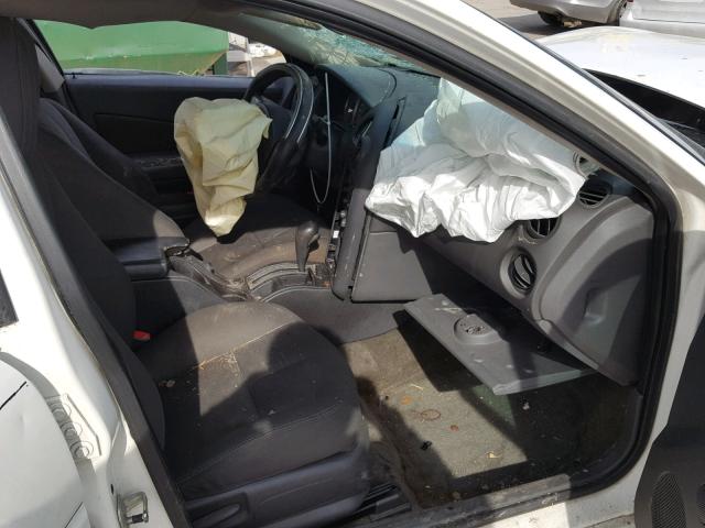 2G2WP522851336111 - 2005 PONTIAC GRAND PRIX WHITE photo 5