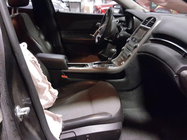1G11C5SA5DF218686 - 2013 CHEVROLET MALIBU 1LT ნაცრისფერი ფოტო 5