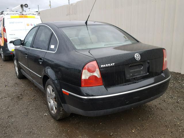 WVWAD63B25E059182 - 2005 VOLKSWAGEN PASSAT GLS BLACK photo 3