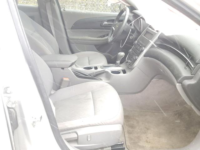 1G11A5SL1FF261352 - 2015 CHEVROLET MALIBU LS 银色 照片 5