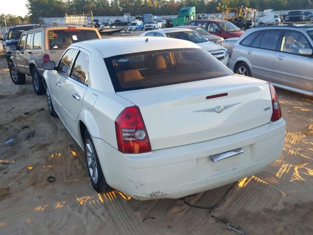 2C3LA43R28H207254 - 2008 CHRYSLER 300 LX WHITE photo 3