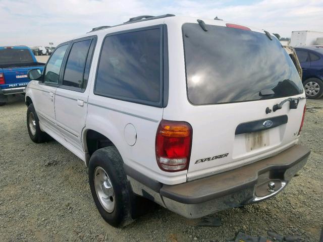 1FMZU34E5WZC22746 - 1998 FORD EXPLORER WHITE photo 3