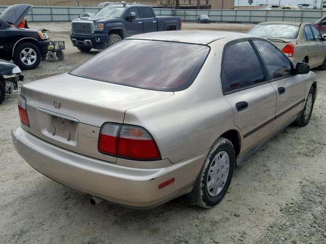 1HGCD5626TA005713 - 1996 HONDA ACCORD DX CREAM photo 4