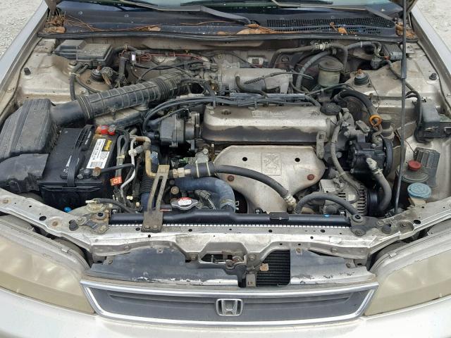 1HGCD5626TA005713 - 1996 HONDA ACCORD DX CREAM photo 7