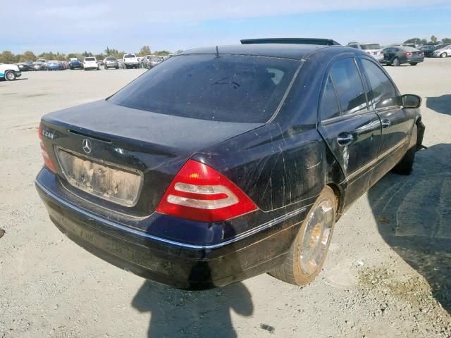 WDBRF61JX2F190064 - 2002 MERCEDES-BENZ C 240 BLACK photo 4