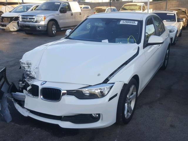 WBA3B1G54FNT05931 - 2015 BMW 320 I WHITE photo 2