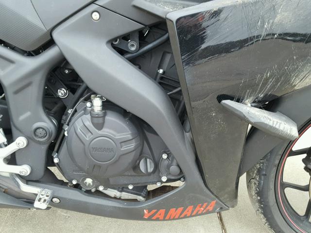 MH3RH06Y4FK002667 - 2015 YAMAHA YZFR3 BLACK photo 7