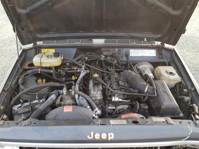 1J7FJ36L3LL133894 - 1990 JEEP COMANCHE P GRAY photo 7