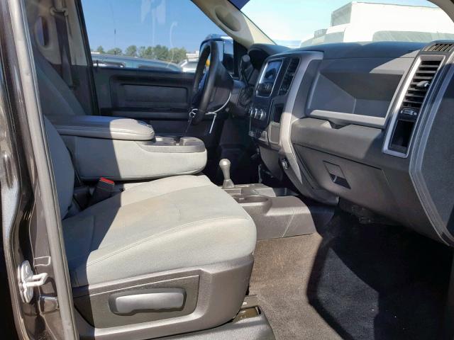 3C63RRGL6HG785484 - 2017 RAM 3500 ST BLACK photo 5