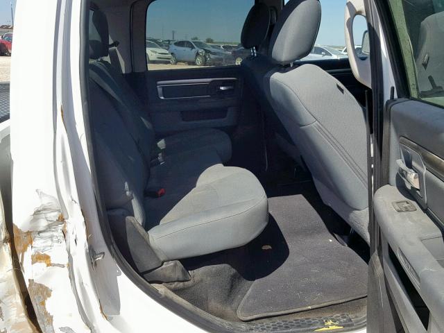 3C6UR5DL9JG282992 - 2018 RAM 2500 SLT 白色 照片 6