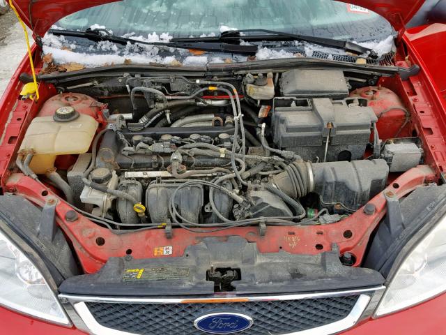 1FAHP34N67W260051 - 2007 FORD FOCUS ZX4 RED photo 7