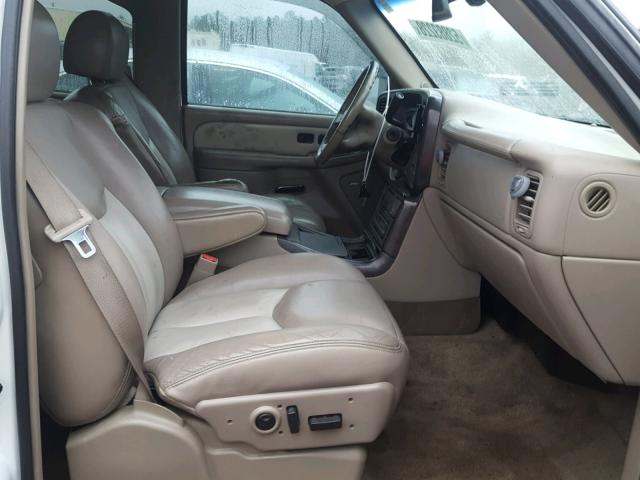 1GKEK63U63J236785 - 2003 GMC YUKON DENA WHITE photo 5