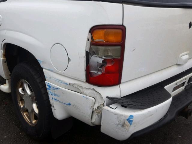 1GKEK63U63J236785 - 2003 GMC YUKON DENA WHITE photo 9