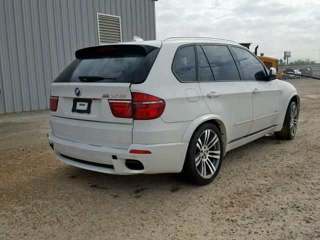 5UXZV8C54D0C16164 - 2013 BMW X5 XDRIVE5 WHITE photo 4