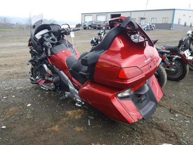 JH2SC68G6GK400901 - 2016 HONDA GL1800 RED photo 3