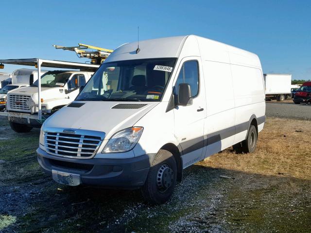 WDYPF4CC0C5698065 - 2012 FREIGHTLINER SPRINTER 3 WHITE photo 2