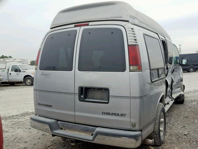 1GBFG15R3Y1244545 - 2000 CHEVROLET EXPRESS G1 SILVER photo 4