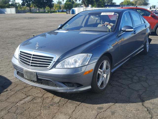 WDDNG71X99A261338 - 2009 MERCEDES-BENZ S 550 GRAY photo 2