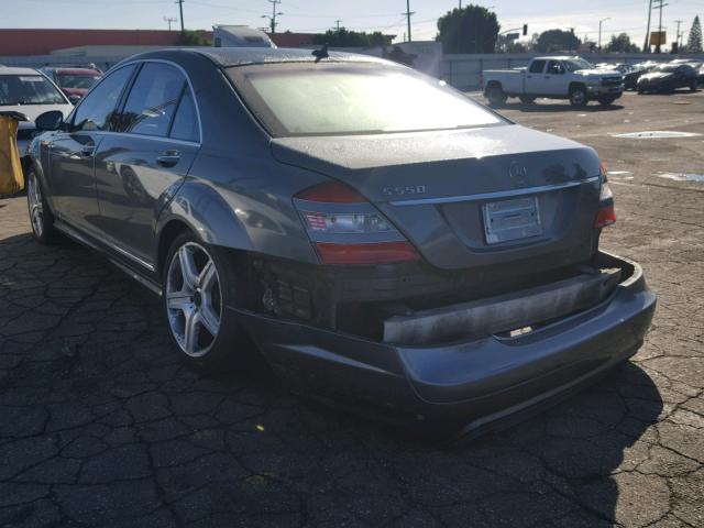 WDDNG71X99A261338 - 2009 MERCEDES-BENZ S 550 GRAY photo 3