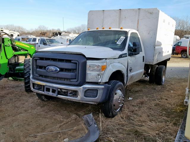 1FDUF5GT0BEB72513 - 2011 FORD F550 SUPER WHITE photo 2