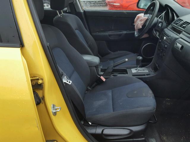 JM1BK123341165346 - 2004 MAZDA 3 S YELLOW photo 5