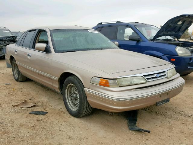 2FALP74W6VX146255 - 1997 FORD CROWN VICT GOLD photo 1