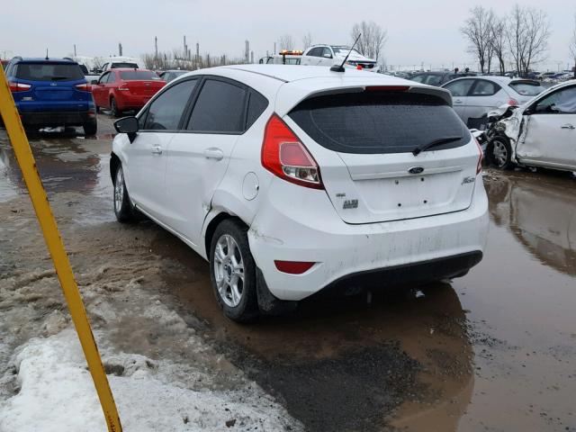 3FADP4EJ1FM185001 - 2015 FORD FIESTA SE WHITE photo 3