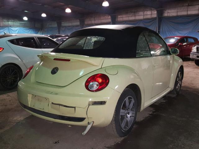 3VWRF31Y06M327318 - 2006 VOLKSWAGEN NEW BEETLE Sarı foto 4