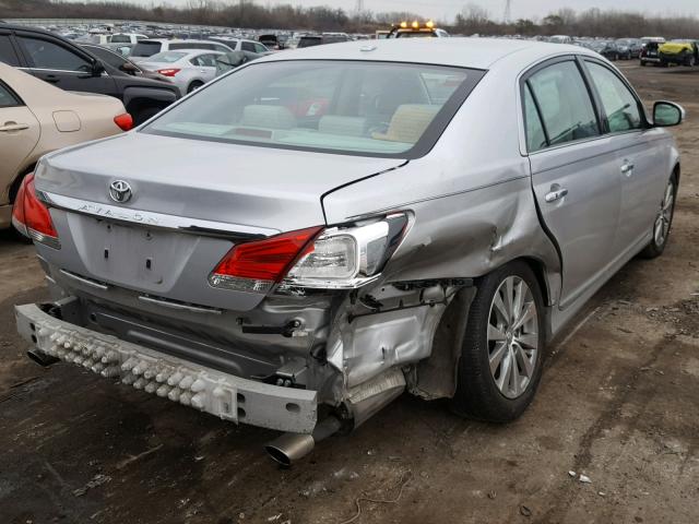 4T1BK3DB5BU411854 - 2011 TOYOTA AVALON BAS Srebrny zdjęcie 4