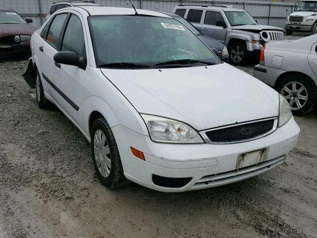 1FAFP34N86W155565 - 2006 FORD FOCUS ZX4 WHITE photo 1