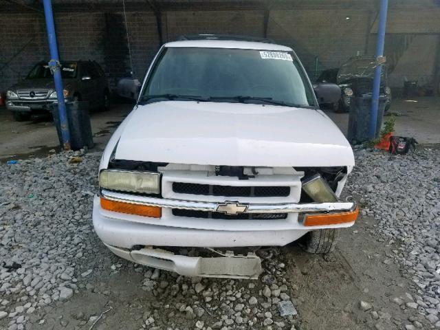 1GNDT13X63K139542 - 2003 CHEVROLET BLAZER WHITE photo 9