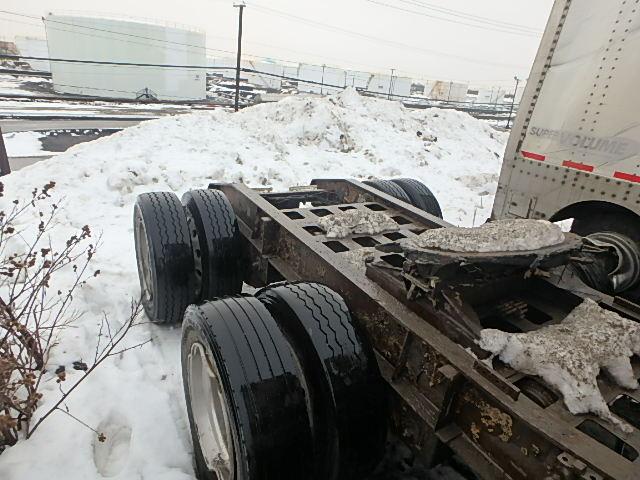 2T9YAATC66D016883 - 2006 TYCR TRAILER SILVER photo 8