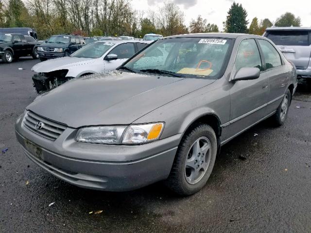 4T1BF22K2VU038732 - 1997 TOYOTA CAMRY CE BEIGE photo 2