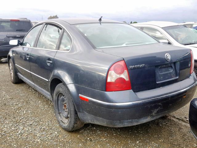 WVWPD63BX2E400866 - 2002 VOLKSWAGEN PASSAT GLS BLUE photo 3