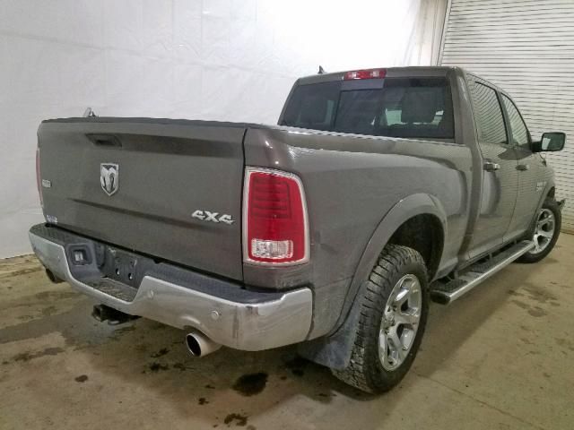 1C6RR7VT1JS103823 - 2018 RAM 1500 LARAM GRAY photo 4