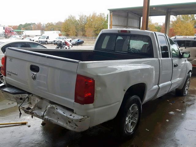 1D7HE42K17S186307 - 2007 DODGE DAKOTA SLT WHITE photo 4