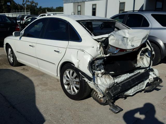 KMHFC46F76A044127 - 2006 HYUNDAI AZERA SE WHITE photo 3