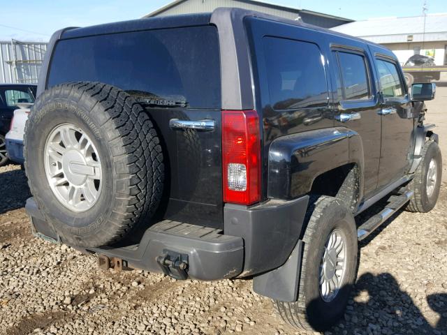 5GTDN136X68328926 - 2006 HUMMER H3 BLACK photo 4