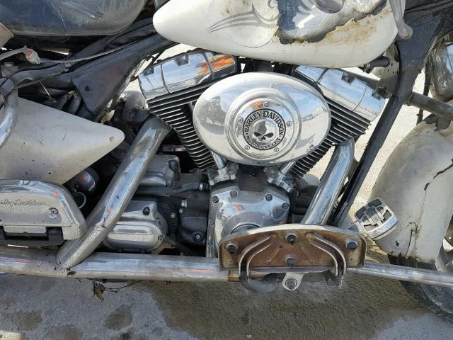 1HD1FCW112Y606656 - 2002 HARLEY-DAVIDSON FLHTCUI WHITE photo 9
