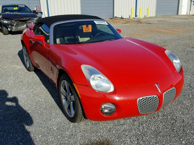 1G2MB35B98Y102146 - 2008 PONTIAC SOLSTICE RED photo 1