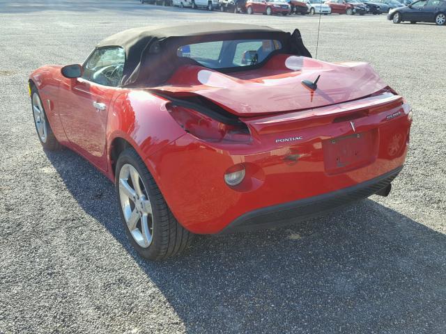 1G2MB35B98Y102146 - 2008 PONTIAC SOLSTICE RED photo 3