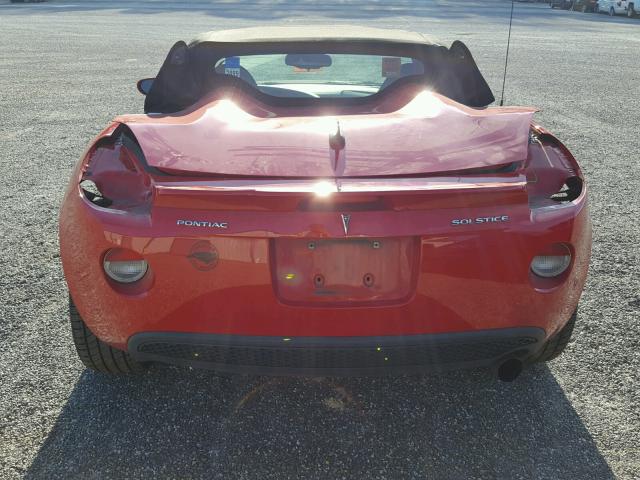 1G2MB35B98Y102146 - 2008 PONTIAC SOLSTICE RED photo 9