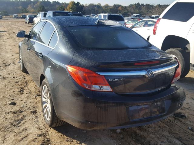 W04GN5EC6B1033785 - 2011 BUICK REGAL BLACK photo 3