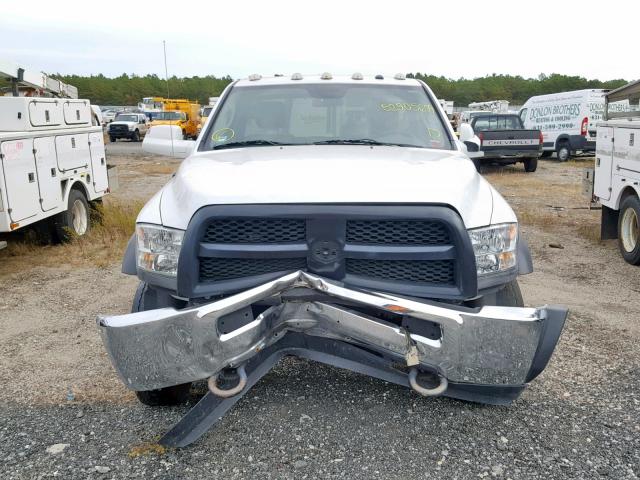 3C7WRLAJ2FG616024 - 2015 RAM 4500 WHITE photo 9