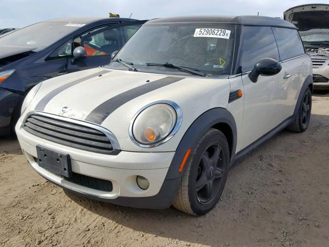 WMWML335X9TP98758 - 2009 MINI COOPER CLU WHITE photo 2