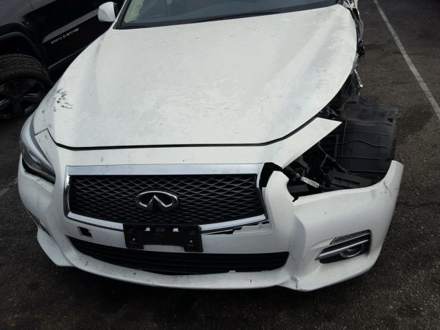 JN1BV7AP5FM344670 - 2015 INFINITI Q50 BASE WHITE photo 7