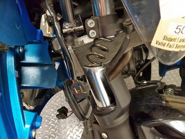 JKAEXEK16JDA11970 - 2018 KAWASAKI EX650 F BLUE photo 10