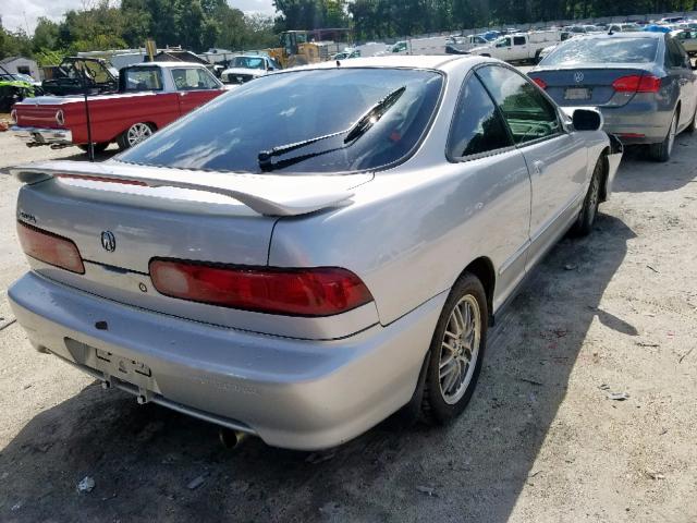 JH4DC446XYS007406 - 2000 ACURA INTEGRA GS SILVER photo 4