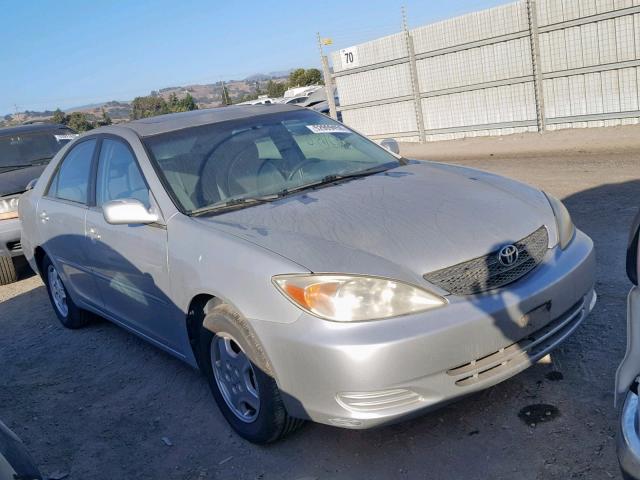 4T1BF32K32U018281 - 2002 TOYOTA CAMRY LE SILVER photo 1